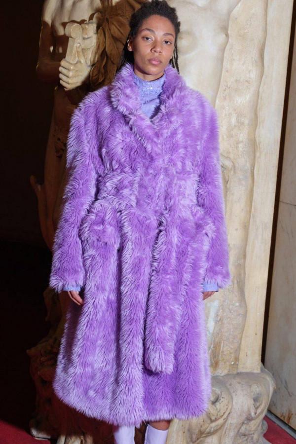 必須知道的2021年秋冬時尚趨勢：淡紫色如何成為今季最熱門色調？