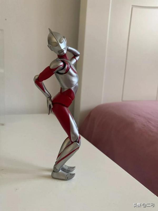 這難道就是男孩子喜歡奧特曼的原因 這難道就是男孩子喜歡奧特曼的原因