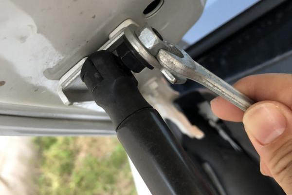 捷達VS7改裝機器蓋液壓支撐杆，讓日常使用更加輕鬆便利！