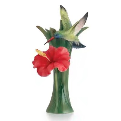 瓷器花樣新玩法,美得讓人目不轉睛。(法藍瓷) 瓷器花樣新玩法,美得讓人目不轉睛。(法藍瓷)