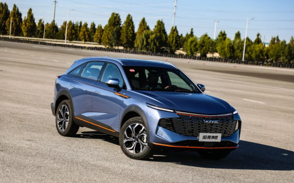 15萬落地，都有爆款潛質，設計感超強，90%的人都會猶豫不決