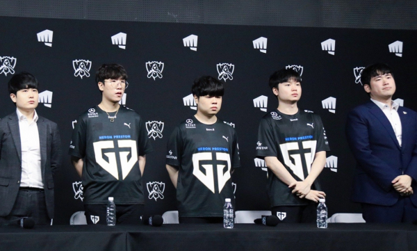 GEN.G新陣容堪稱“LPL友人”?五人加起來29個亞軍,堪稱全亞班 GEN.G新陣容堪稱“LPL友人”?五人加起來29個亞軍,堪稱全亞班