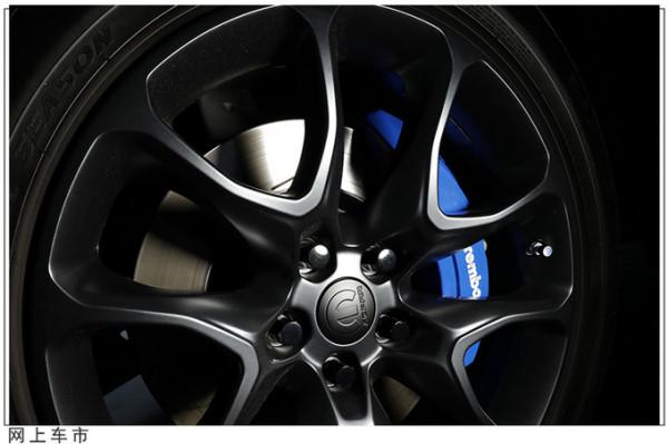 你家車可能跑不過這個大傢伙!道奇全新高效能SUV釋出,限量250臺 你家車可能跑不過這個大傢伙!道奇全新高效能SUV釋出,限量250臺