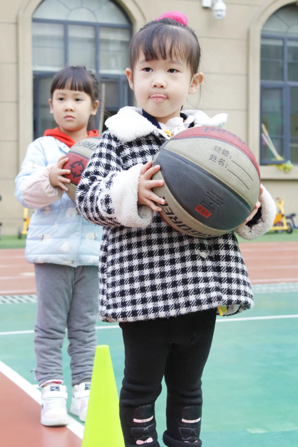 高新區匯愛幼稚園丨快樂籃球,陽光成長:我和“籃球”做朋友 高新區匯愛幼稚園丨快樂籃球,陽光成長:我和“籃球”做朋友