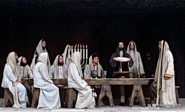 穆斯林,為何男女都愛穿大褂戴頭巾? 穆斯林,為何男女都愛穿大褂戴頭巾?