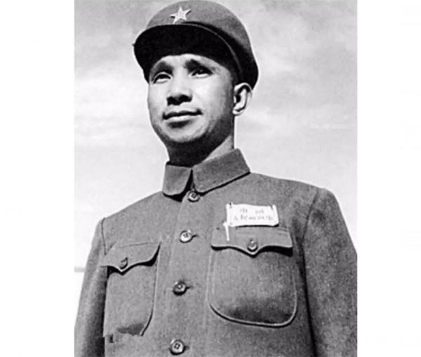 粟裕:被毛主席欽點出兵朝鮮,為何臨陣換上彭德懷?真相是什麼? 粟裕:被毛主席欽點出兵朝鮮,為何臨陣換上彭德懷?真相是什麼?