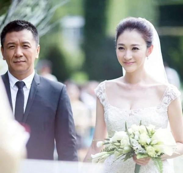 女神李小冉的坎坷情路，和她生命中深愛的3個重要男人