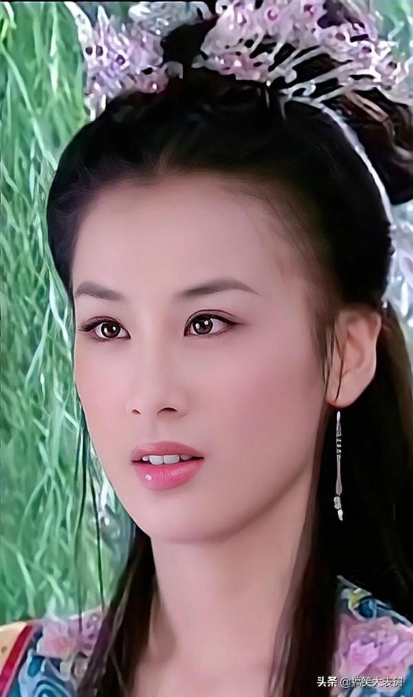 今日美圖欣賞——黃聖依 今日美圖欣賞——黃聖依