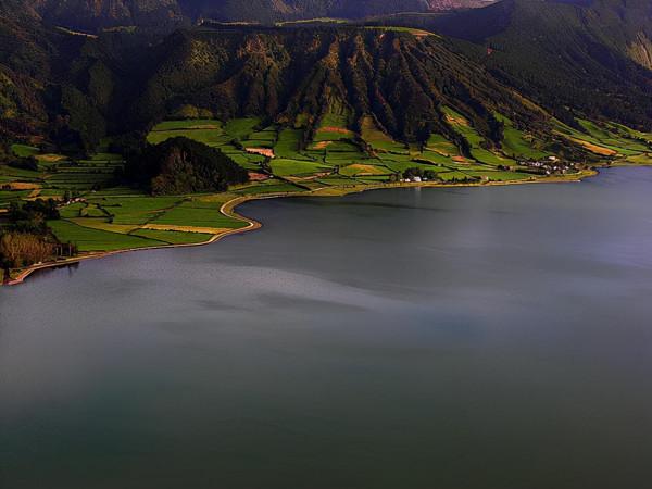 地球上50個最空靈的地方像走進童話中一樣