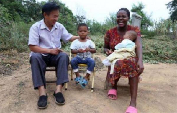 14年23歲非洲女孩嫁河南41歲農民，婚後種20畝花椒致富，幸福至今