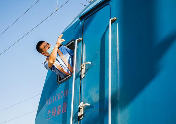 敦煌鐵路——戈壁秘境