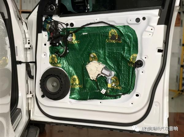 奧迪Q5音響改裝德國艾索特兩分頻逛街時間就能擁有一套靚聲系統 奧迪Q5音響改裝德國艾索特兩分頻逛街時間就能擁有一套靚聲系統