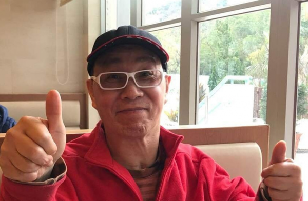 蔡國權：31歲才出名，卻在49歲遇車禍癱瘓，被妻子丟在養老院18年