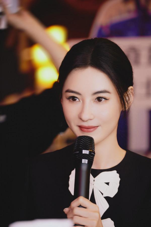 看譚松韻的幼態臉，果然雙子座都是自帶少年感