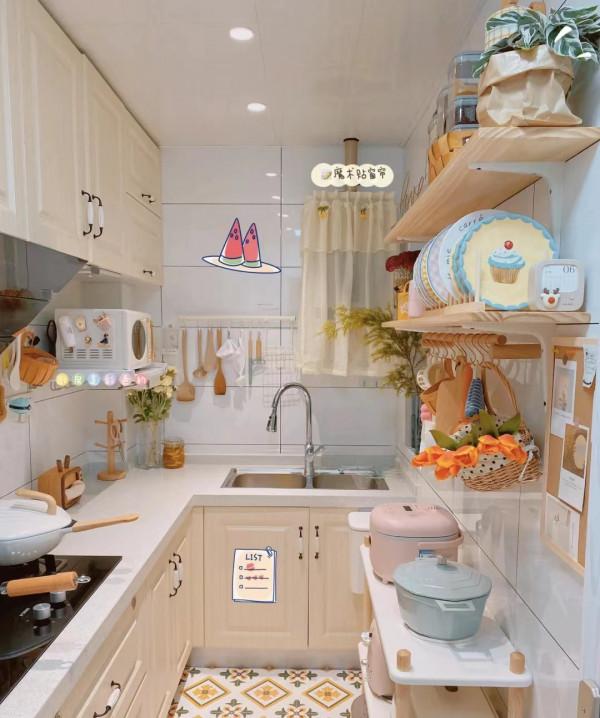 極簡裝修為什麼越來越流行？看過她家就知道了，舒適比檔次更重要