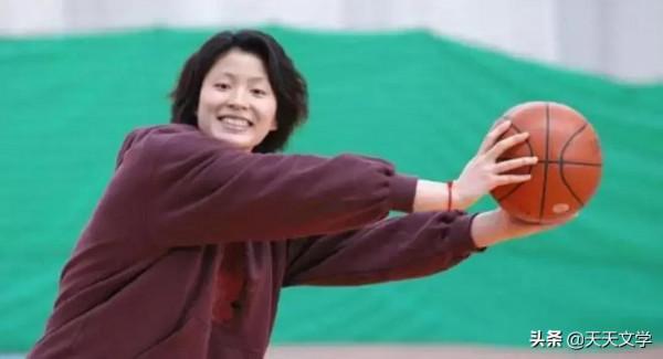 姚明對葉莉的真愛：一生只和一個女孩談戀愛，什麼人都不要只要她