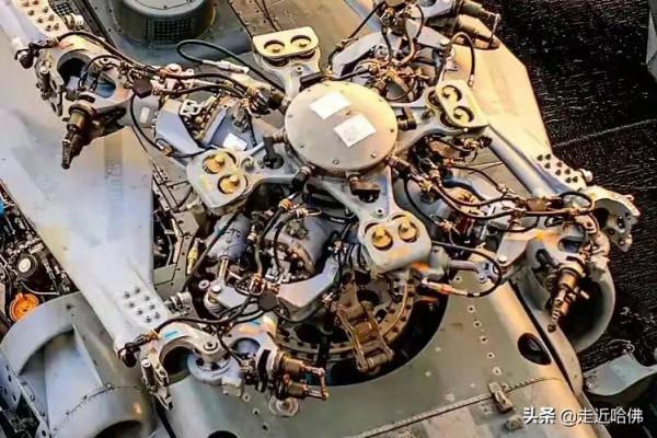 國產新型AC313A直升機露真容，網友驚呼：這還是直8嗎？（上）