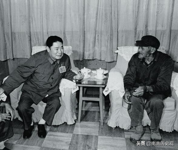 1980年,三楊中的老大哥,接替鄧公擔任總參謀長,79歲再次娶妻 1980年,三楊中的老大哥,接替鄧公擔任總參謀長,79歲再次娶妻