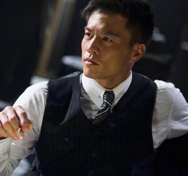 6個“捧不紅”的男星，黃軒演遍男主都不火，向佐15部戲沒混臉熟