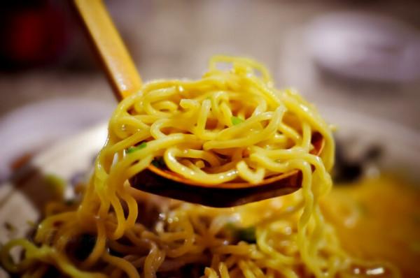 家長們注意：5種垃圾食品，對孩子健康不利，少往家裡買