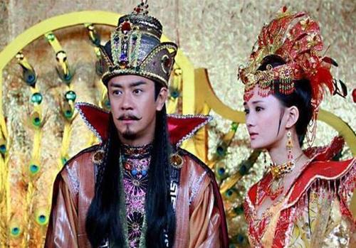 王寶釧守寒窯18年，為何當了18天皇后死了，她的死讓薛平貴鬆口氣