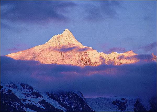 中日17位登山隊員遇難,7年後發現日記,遇難者死前過程充滿詭異 中日17位登山隊員遇難,7年後發現日記,遇難者死前過程充滿詭異