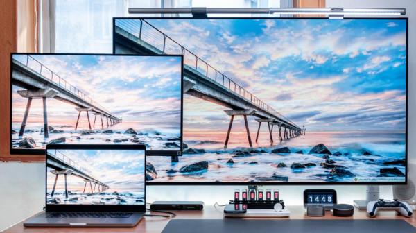 比電視還爽的 48 吋 OLED 桌面電競巨屏，KTC G48P5 顯示器測評詳解