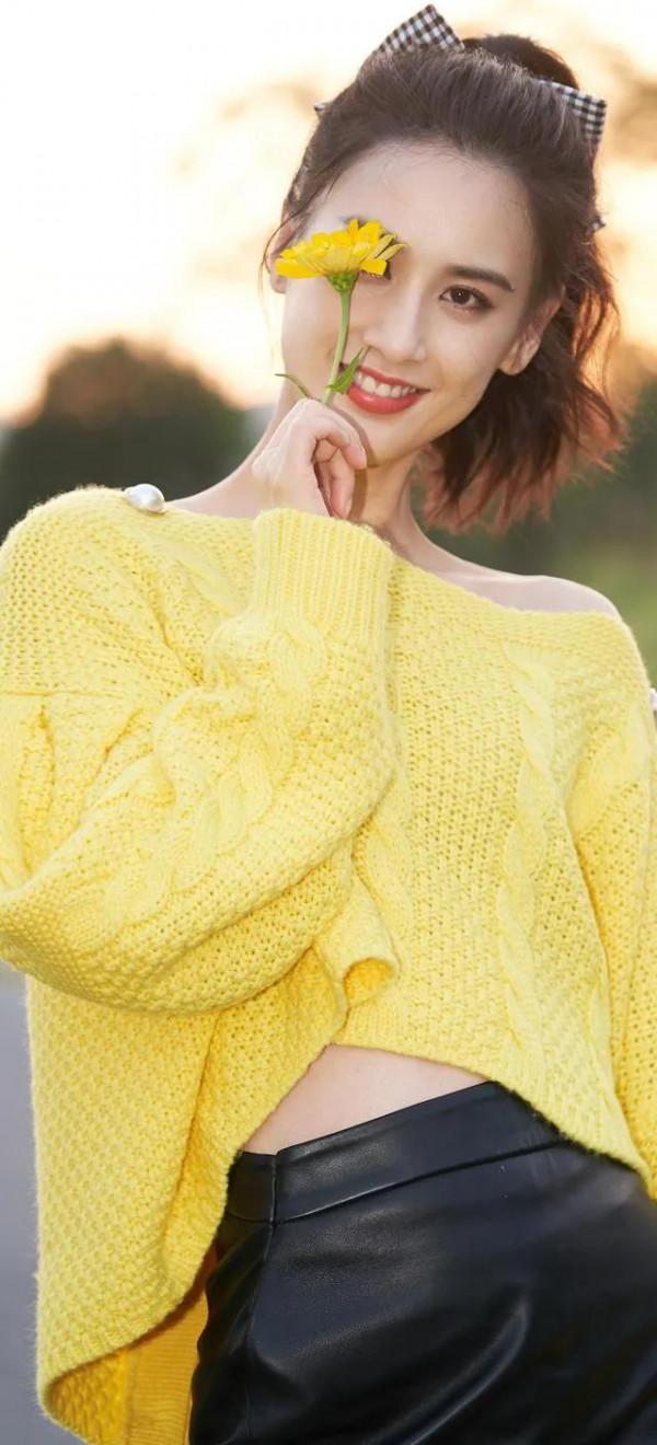 黃聖依 窈窕淑女寤寐求之 黃聖依 窈窕淑女寤寐求之