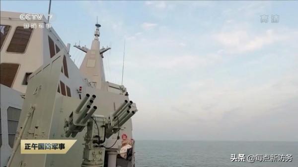 首次曝光：055大驅最被人忽視的武器系統，竟是2座多管火箭炮