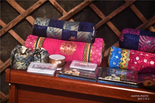 甘肅面積第二大的城市，面積是蘭州的3倍，擁有全西北最美的草原