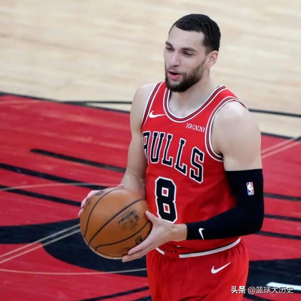 5年2.04億!七年不進季後賽,他值? 5年2.04億!七年不進季後賽,他值?