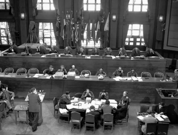 75年前審判南京大屠殺兩大禍首，一人被判了絞刑，一人卻逃出昇天