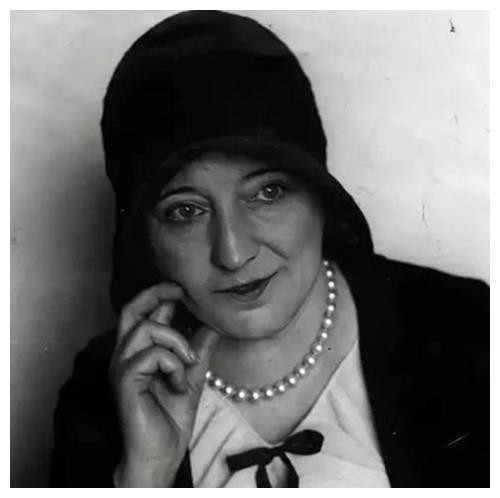 妻子將情人藏在家十年,丈夫到遇害時才知曉,兇手為何沒被判刑? 妻子將情人藏在家十年,丈夫到遇害時才知曉,兇手為何沒被判刑?