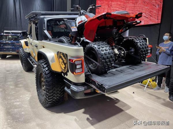 新車 | Jeep角鬥士“颶風”改裝概念車亮相廣州車展,重度改裝皮卡 新車 | Jeep角鬥士“颶風”改裝概念車亮相廣州車展,重度改裝皮卡