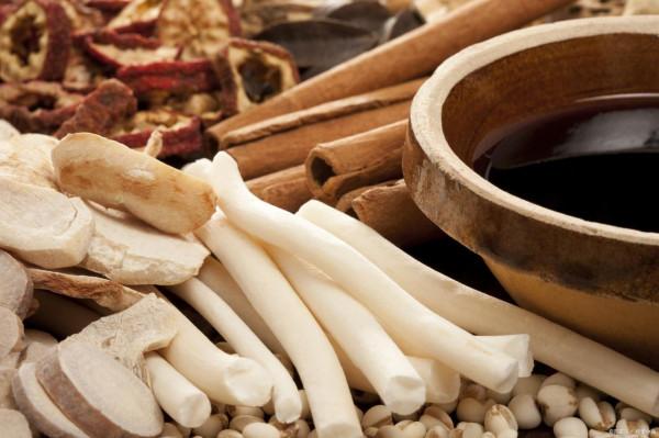 長期失眠太痛苦，中醫對症治療才能改善失眠