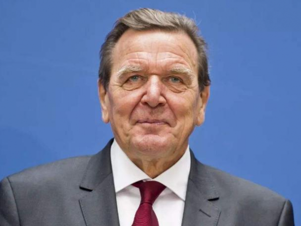 德國前總理怒斥美國雙標、無恥:一邊勸中歐鬧掰,一邊增加中美貿易 德國前總理怒斥美國雙標、無恥:一邊勸中歐鬧掰,一邊增加中美貿易