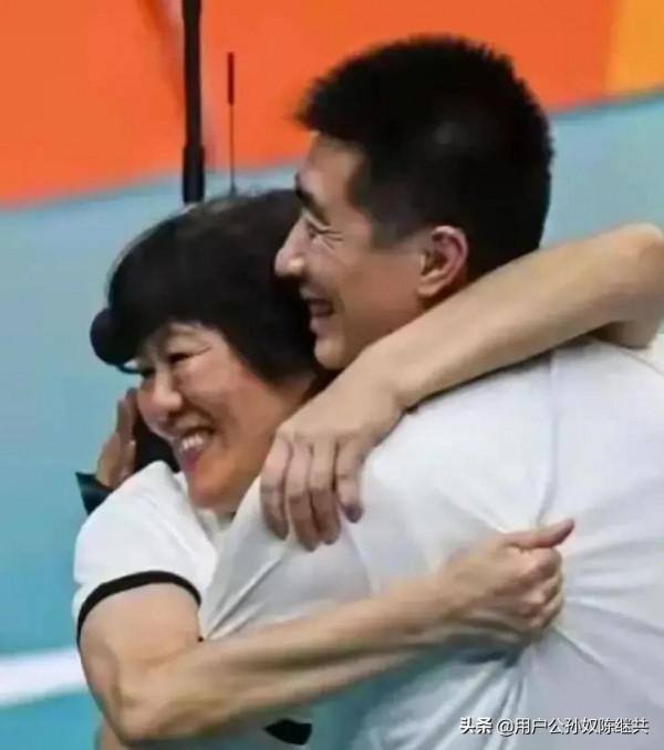 山東女排兩天遭遇兩連敗,誓師奪金恐變遙遠未來!結症究竟何在? 山東女排兩天遭遇兩連敗,誓師奪金恐變遙遠未來!結症究竟何在?