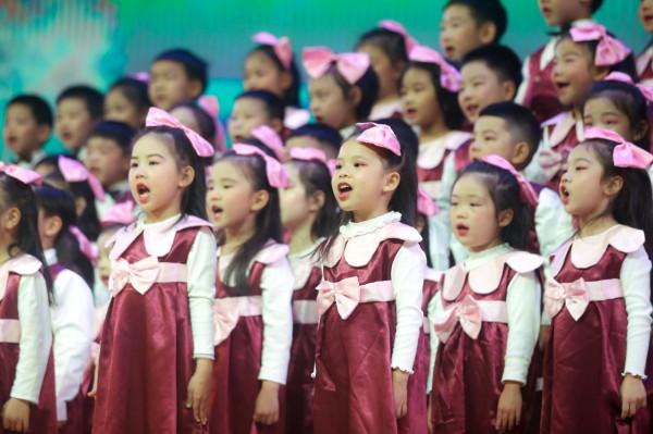 華夏未來幼教集團娃娃國際藝術節拉開帷幕