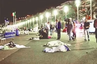 反恐常識 | 防範和應對車輛衝撞襲擊，這些逃生知識你要知道！