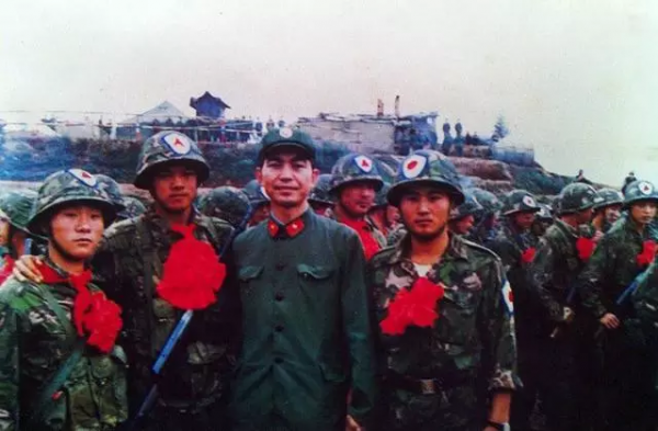 老山“藍劍—B行動”，我軍戰爭史上第一次現場直播的慘烈戰鬥