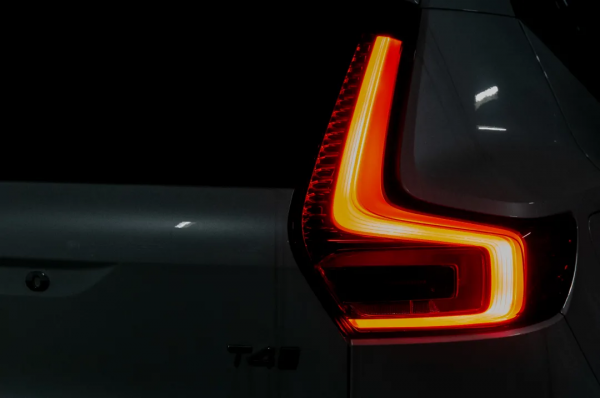 900公里準新車,還是跨省淘的——沃爾沃XC40 900公里準新車,還是跨省淘的——沃爾沃XC40