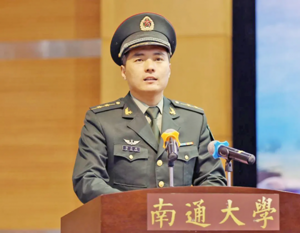 一等功1次，二等功2次，三等功3次……他從新兵就“開掛”