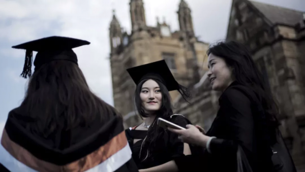 澳洲名校教授批中國留學生:像沒學過英語,用谷歌翻譯 澳洲名校教授批中國留學生:像沒學過英語,用谷歌翻譯