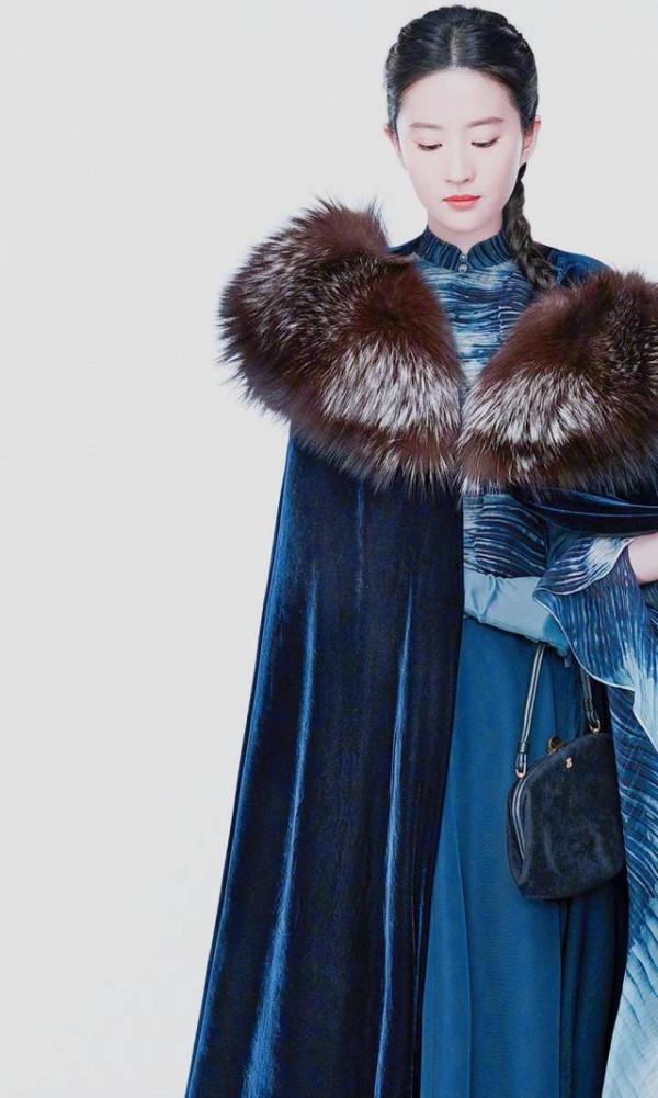 劉亦菲在《南煙齋筆錄》，光是劇照都令人怦然心動