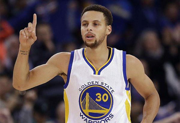 在客場作戰被高喊MVP的球星:JR上榜,庫裡第3,榜首到哪都是主場 在客場作戰被高喊MVP的球星:JR上榜,庫裡第3,榜首到哪都是主場