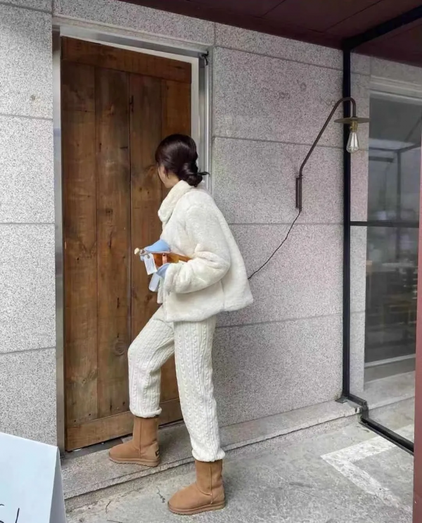 禹妃女裝-毛絨外套+針織褲