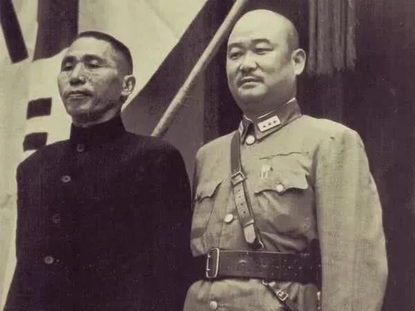 1952年,國軍上將劉峙現身印尼淪為小學教員,蔣介石:別再丟人了 1952年,國軍上將劉峙現身印尼淪為小學教員,蔣介石:別再丟人了