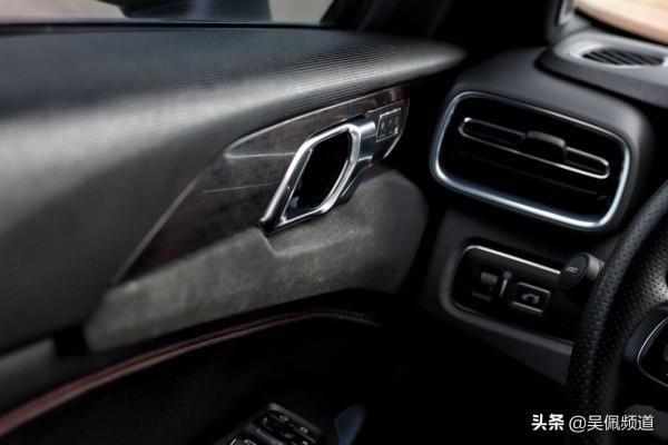 熱血青年的第一臺運動轎車，傳祺影豹or領克03？