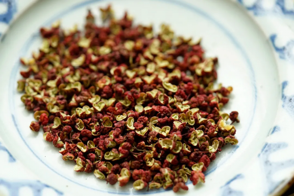 這樣吃梨,不寒涼,還潤五臟之陰 這樣吃梨,不寒涼,還潤五臟之陰