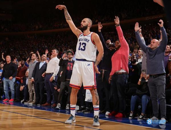 富尼耶砍下生涯最高32分 成尼克斯隊史首位首秀得分30+的球員